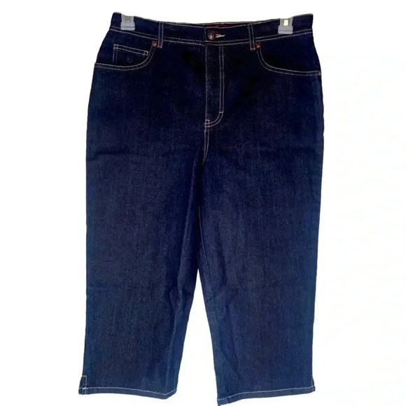 Brand New Gloria Vanderbilt Amanda Capri Jeans Stretch Size 10 ❤️ - Picture 1 of 9